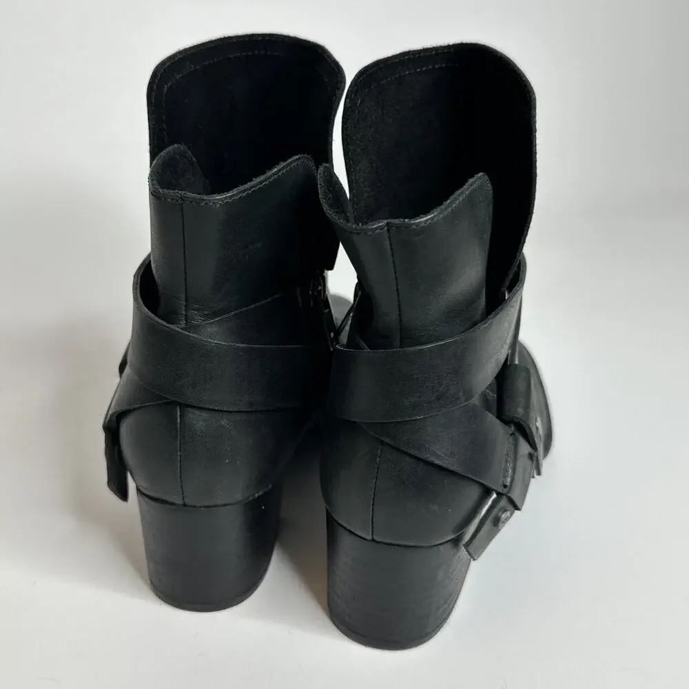 Ugg Elysian Leather Black Ankle Heel Boots Booties Size US 6.5 Womens EUC